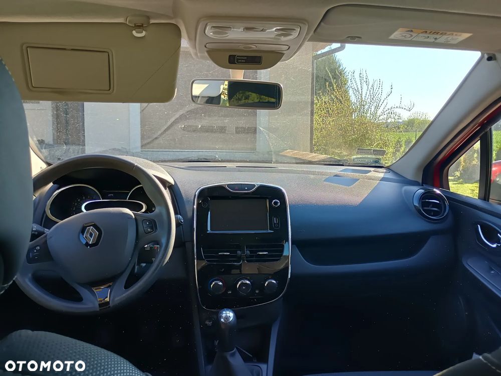 Renault Clio 1.2 16V Life - 6