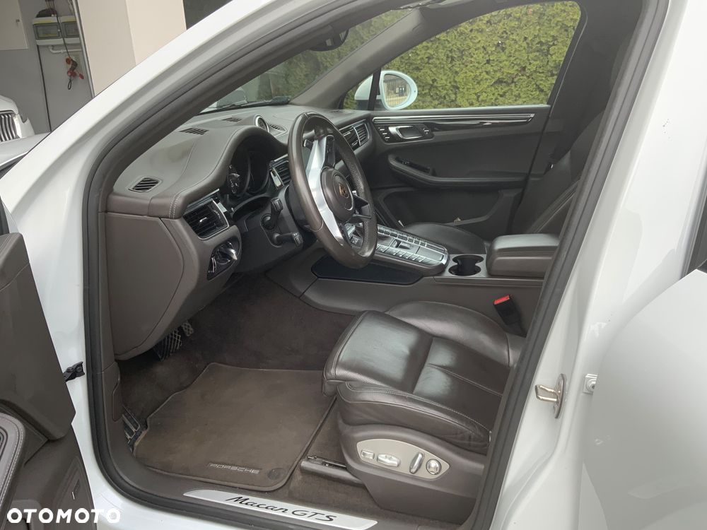 Porsche Macan GTS - 19