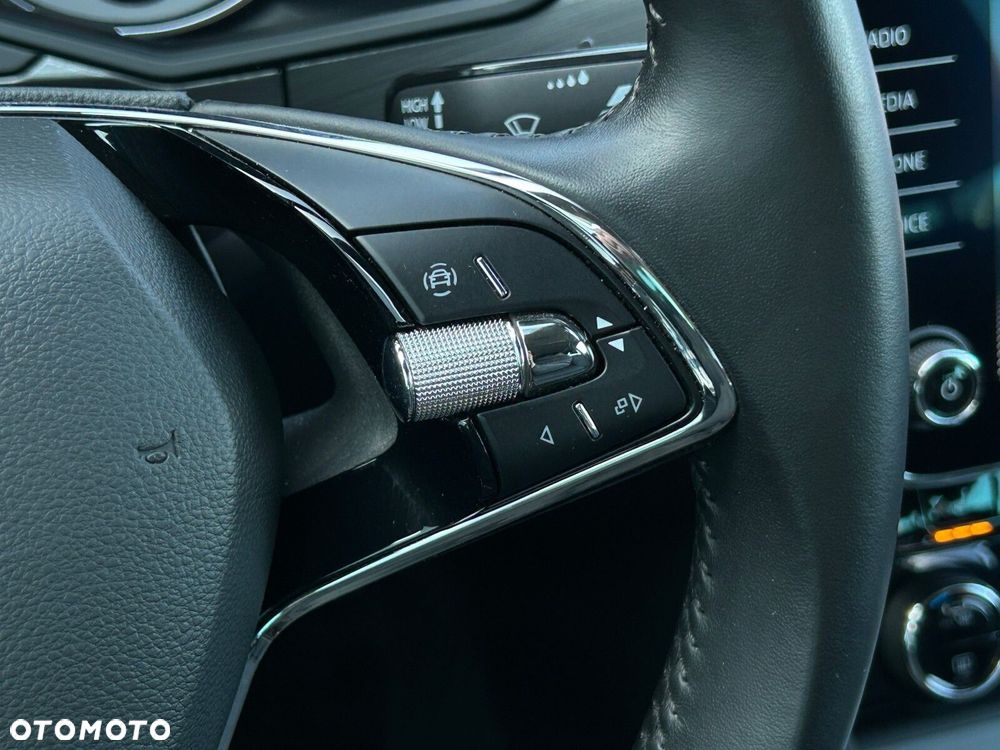 Skoda Superb 2.0 TSI Style DSG - 25