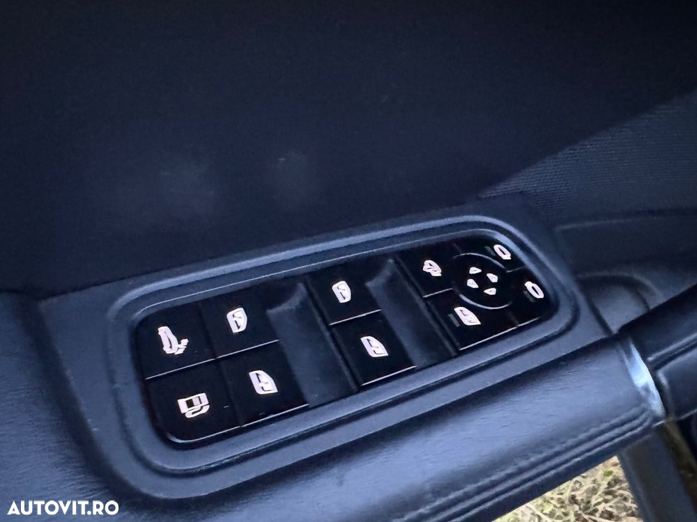 Porsche Cayenne Coupe E-Hybrid Tiptronic S - 32
