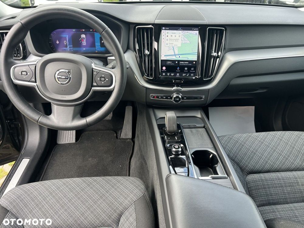 Volvo XC 60 B4 D Momentum Pro - 10