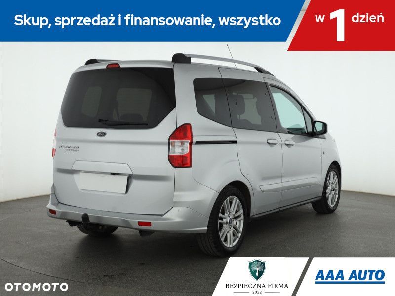 Ford Tourneo Courier - 7