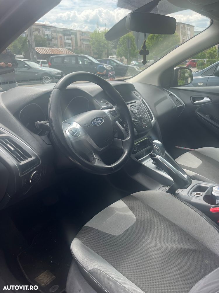Ford Focus - 6