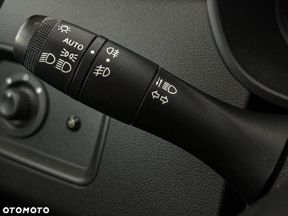 Dacia Duster 1.6 SCe Comfort - 24
