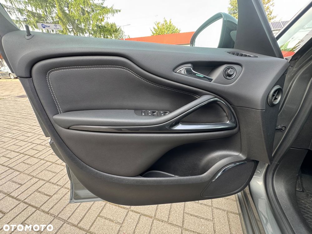 Opel Zafira 2.0 CDTI Cosmo S&S - 28