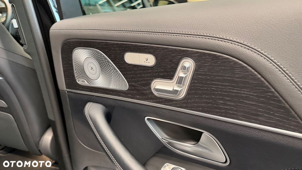 Mercedes-Benz GLS - 10