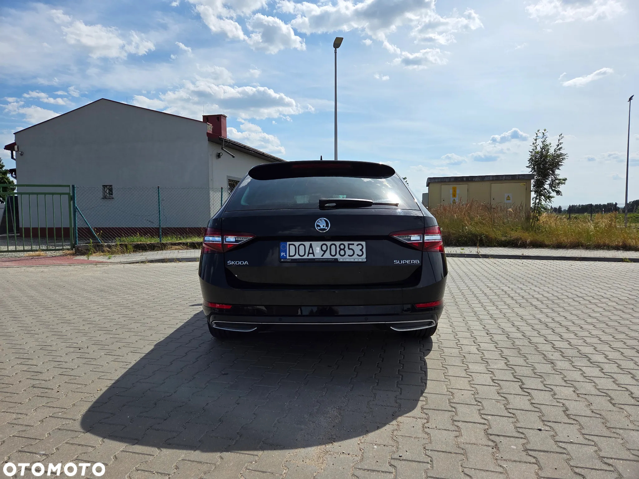 Skoda Superb Combi 2.0 TDI DSG Sportline - 5