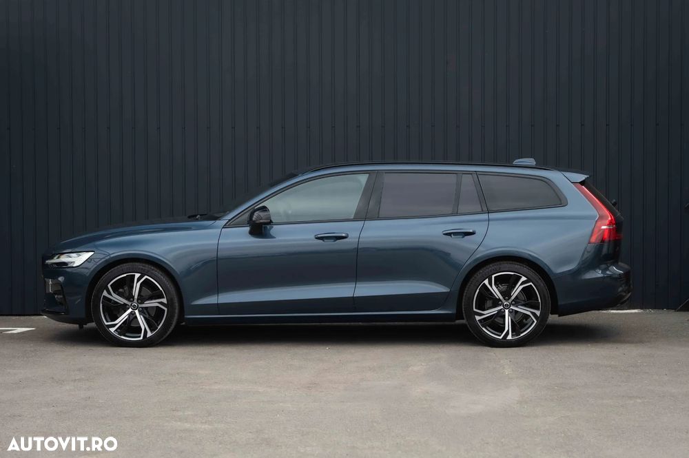 Volvo V60 B4 MHEV AT Ultimate Dark - 9