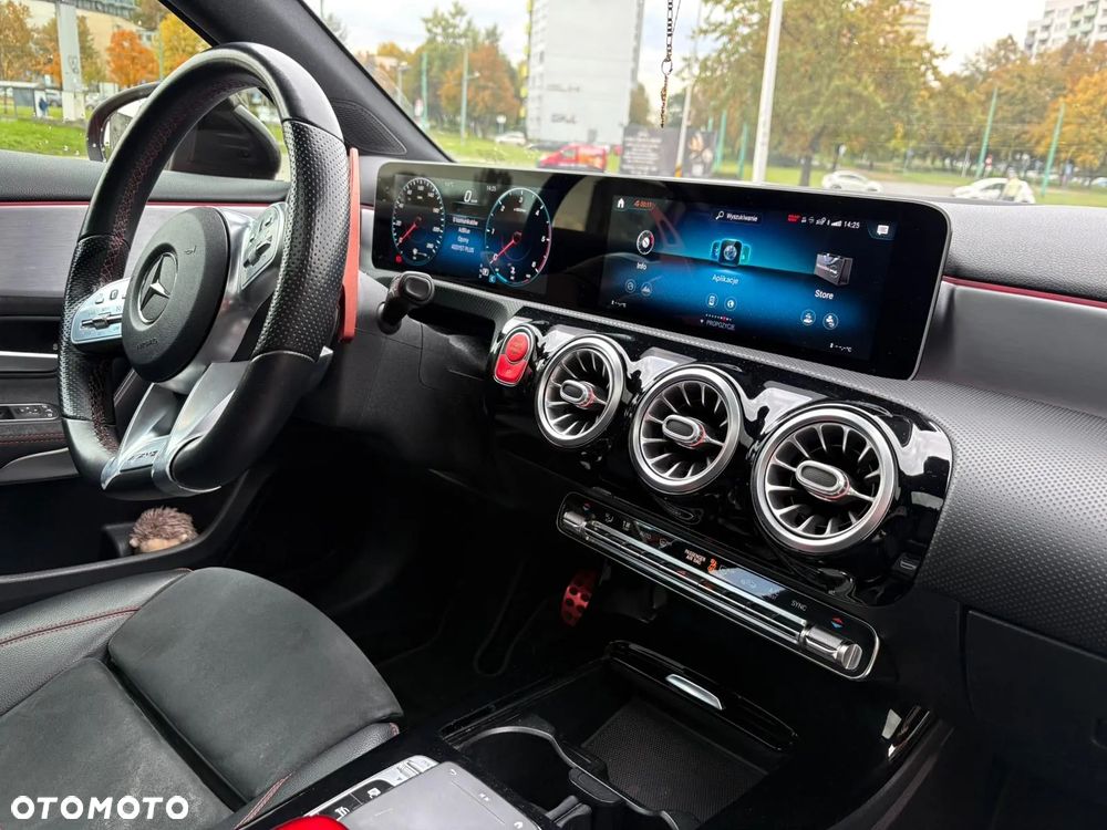 Mercedes-Benz Klasa A 200 d 8G-DCT AMG Line - 6