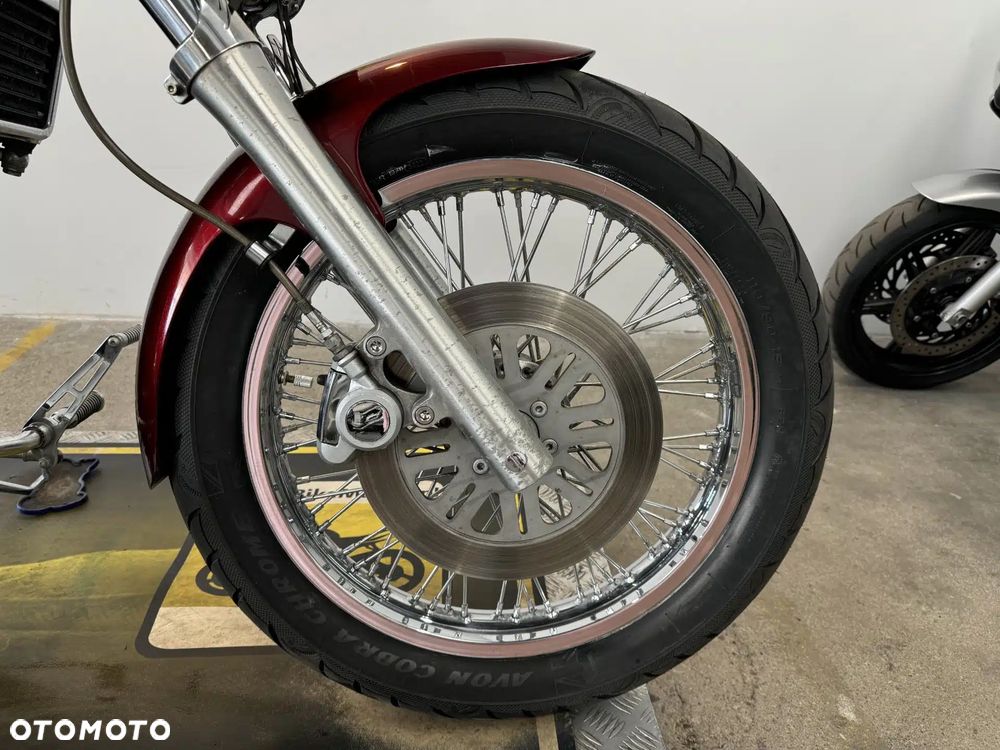 Suzuki VS - 8