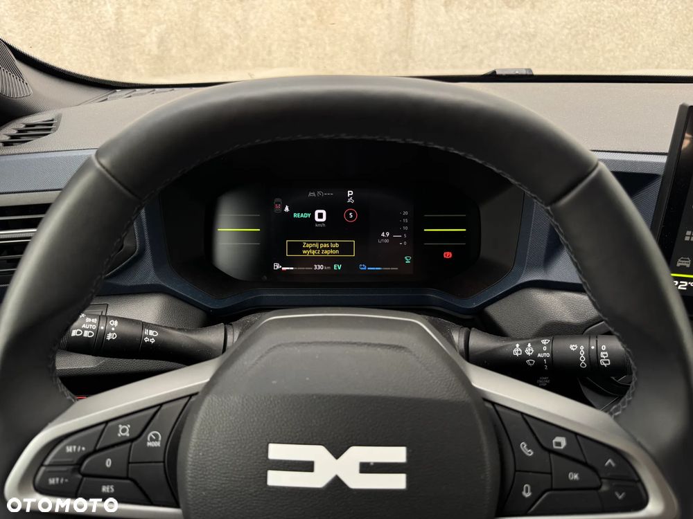 Dacia Duster 1.6 Full Hybrid 140 Journey MMT - 13