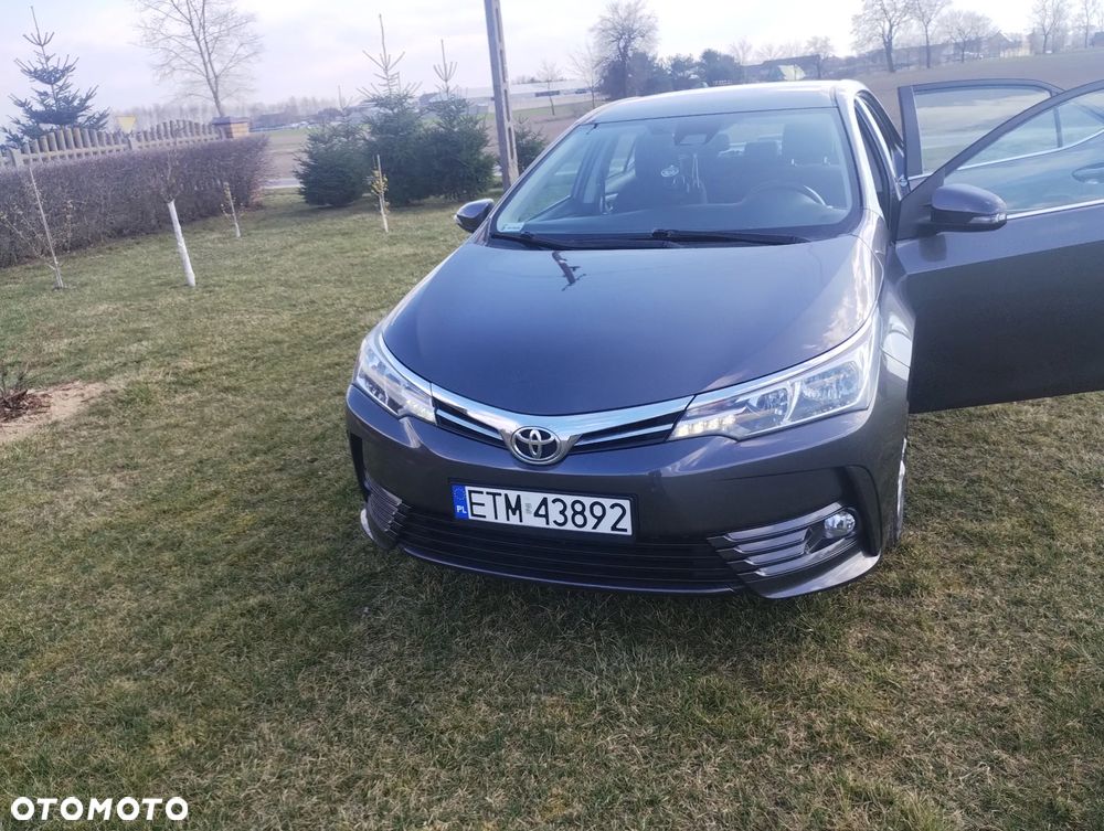 Toyota Corolla 1.6 Comfort - 29