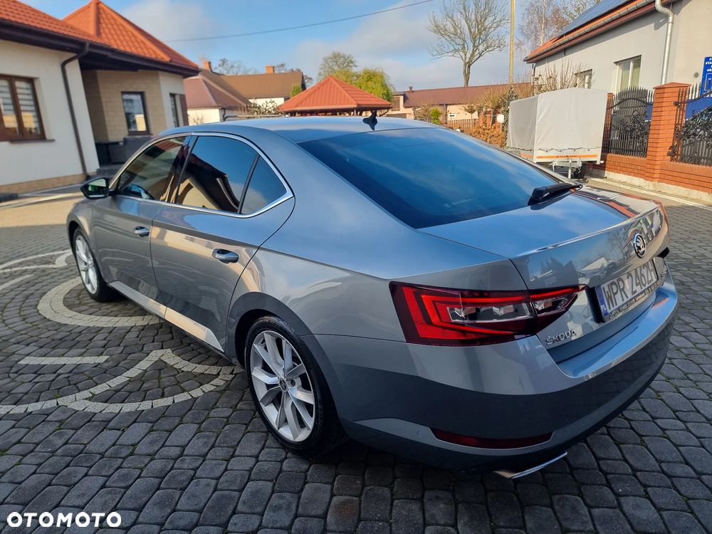 Skoda Superb 2.0 TSI 4x4 Style DSG - 4