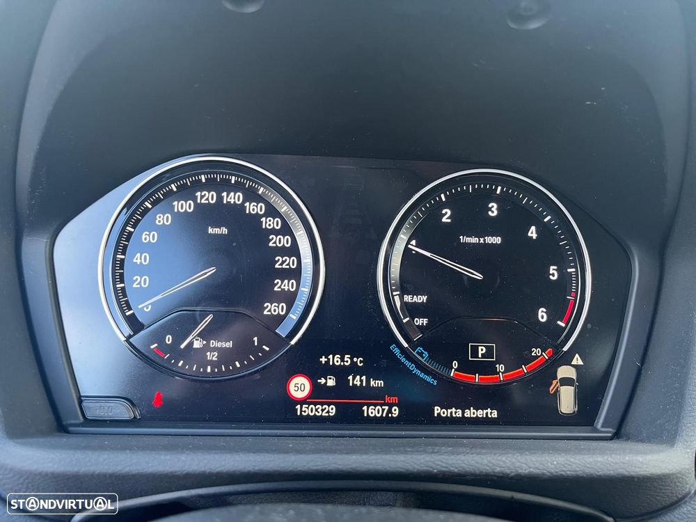 BMW X1 16 d sDrive Auto Line Sport - 34