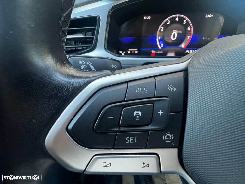 VW T-Roc 1.0 TSI Life - 42