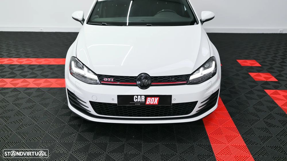 VW Golf 2.0 TSi GTi DSG Performance - 9