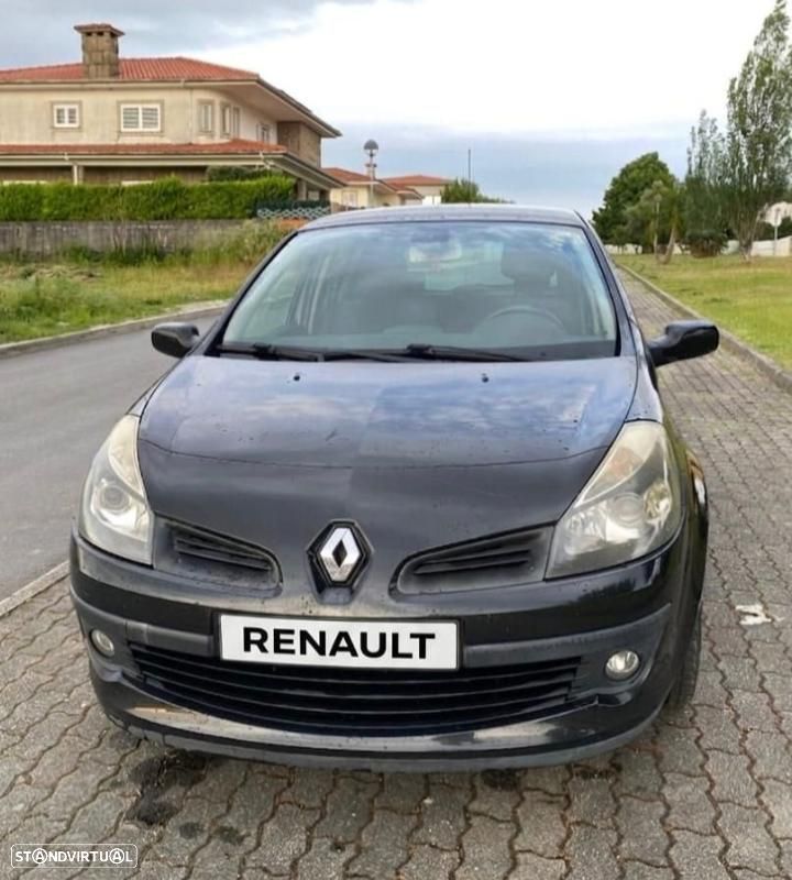Renault Clio - 2