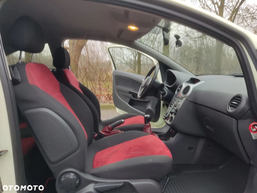 Opel Corsa 1.4 16V Limited Edition - 16