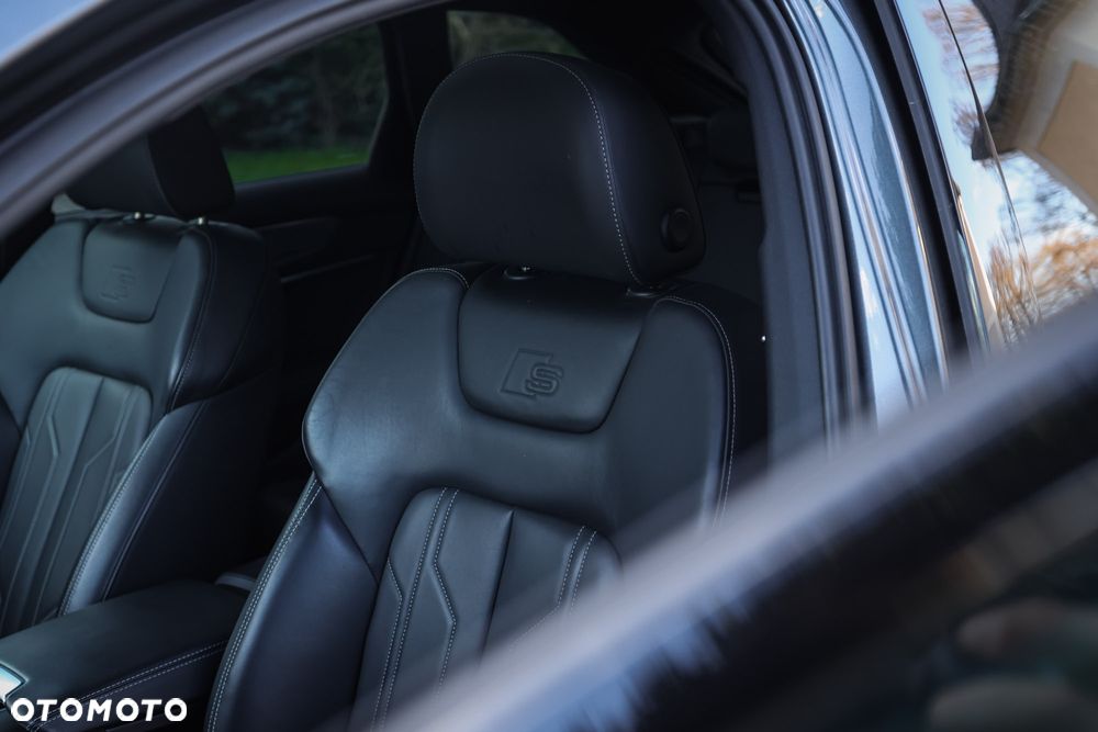 Audi A6 Avant 40 TDI quattro S tronic S line - 6