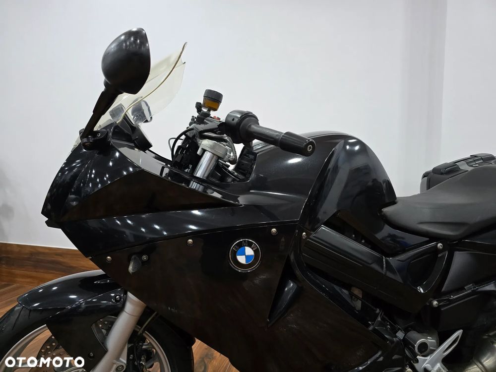 BMW F - 29