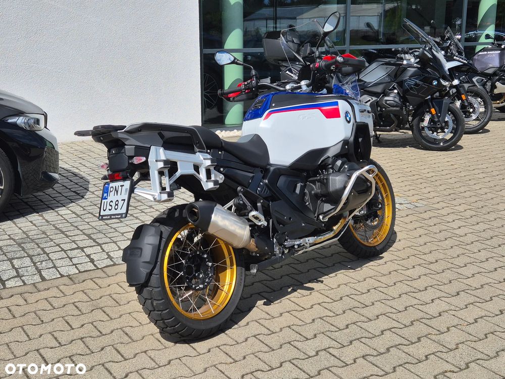 BMW Adventure - 9