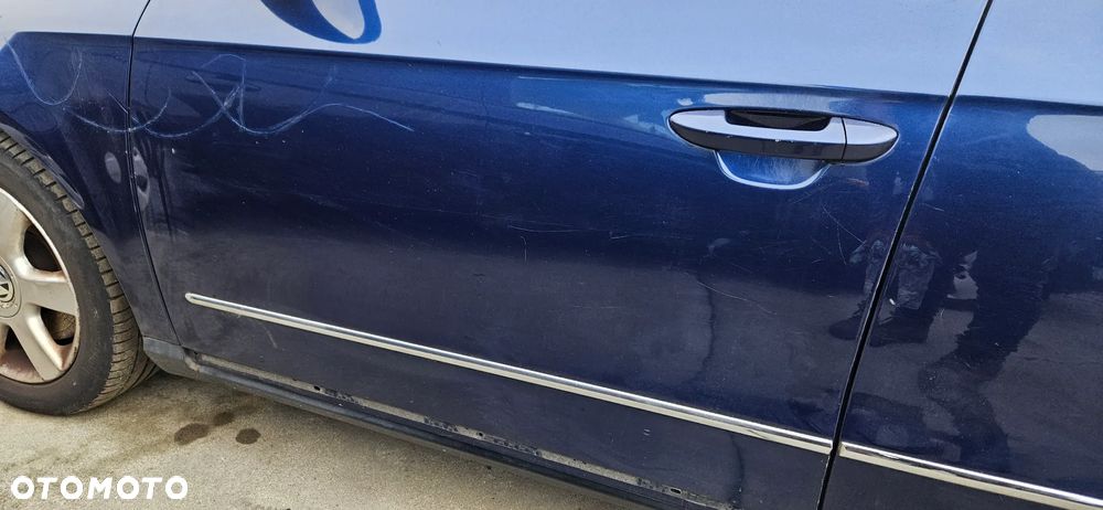 Drzwi lewe prawe przednie przód VW Passat B6 kombi 2009r LD5Q - 2