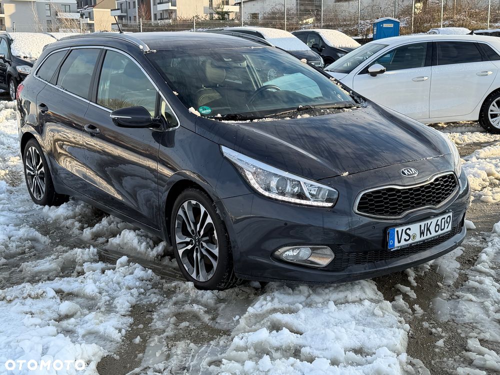 Kia Ceed 1.6 GDI DCT Platinum Edition - 11