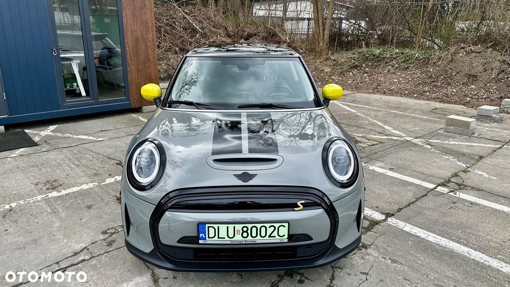 MINI Cooper SE Resolute Edition - 9