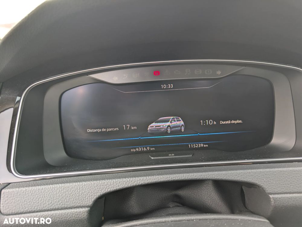 Volkswagen Golf - 6