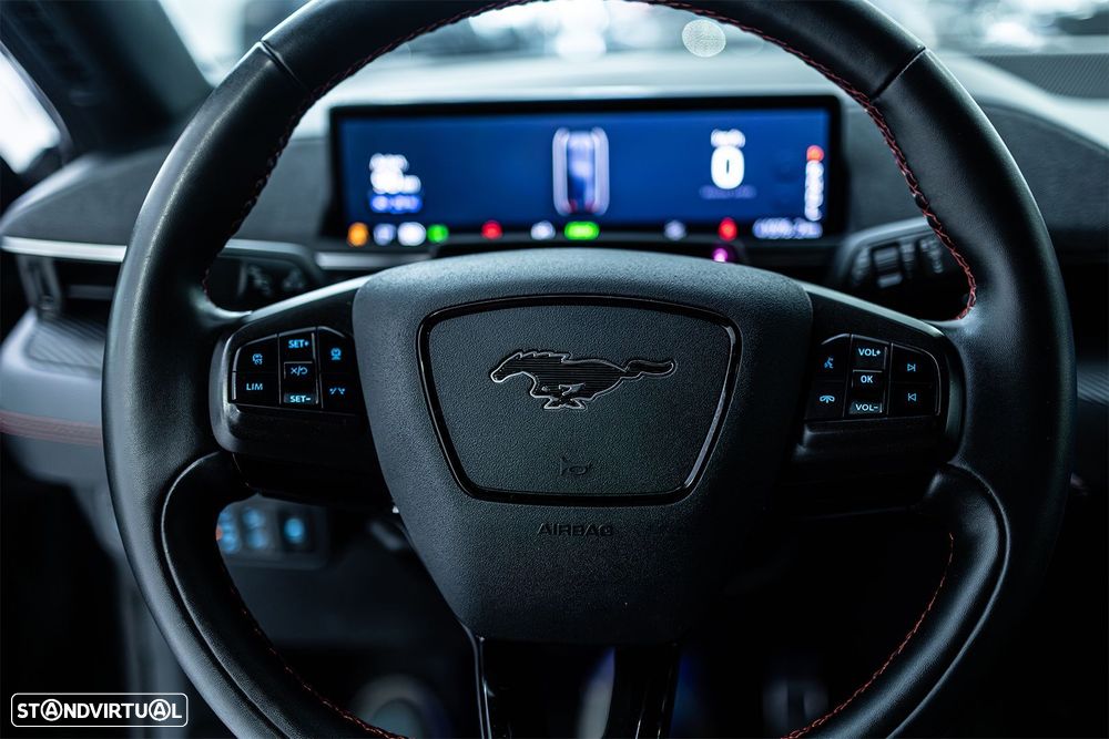 Ford Mustang Mach-E 75.7 kWh Premium AWD - 25