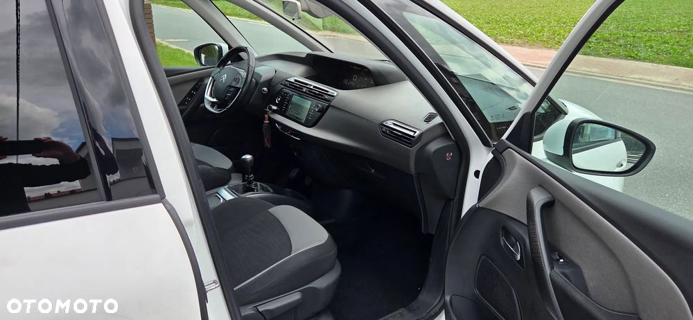 Citroën C4 Picasso - 9