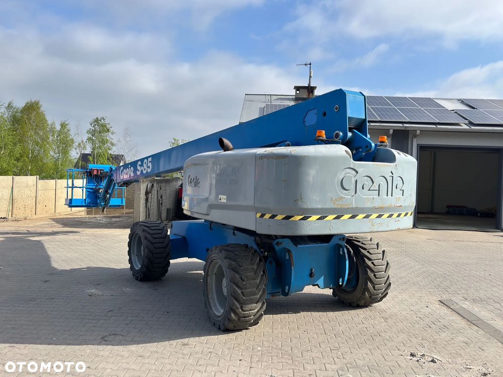 Genie S-85 - 3