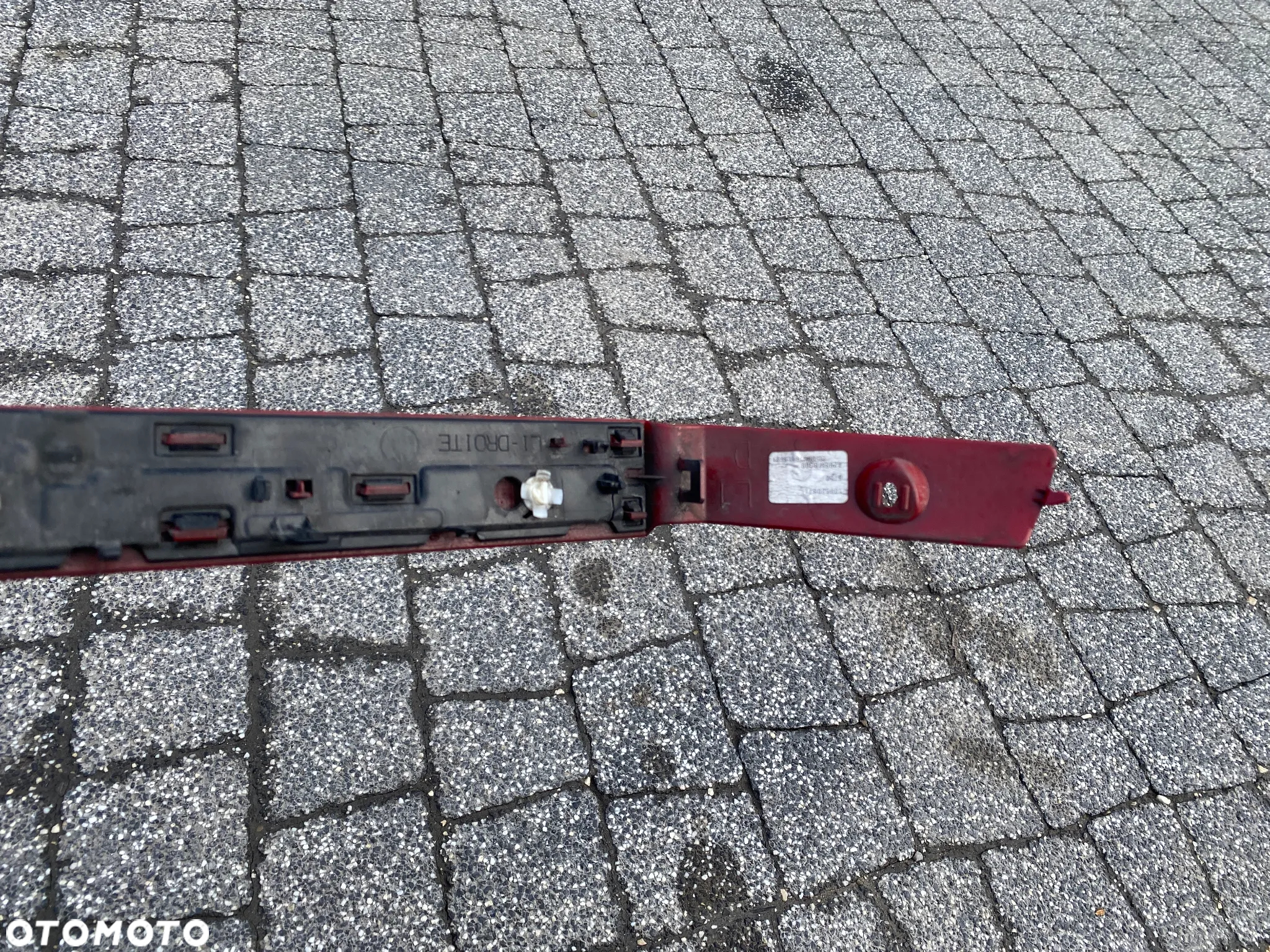 LISTWA OSŁONA SZYNY TYŁ PRAWA PEUGEOT RIFTER 98186878 KJF - 5