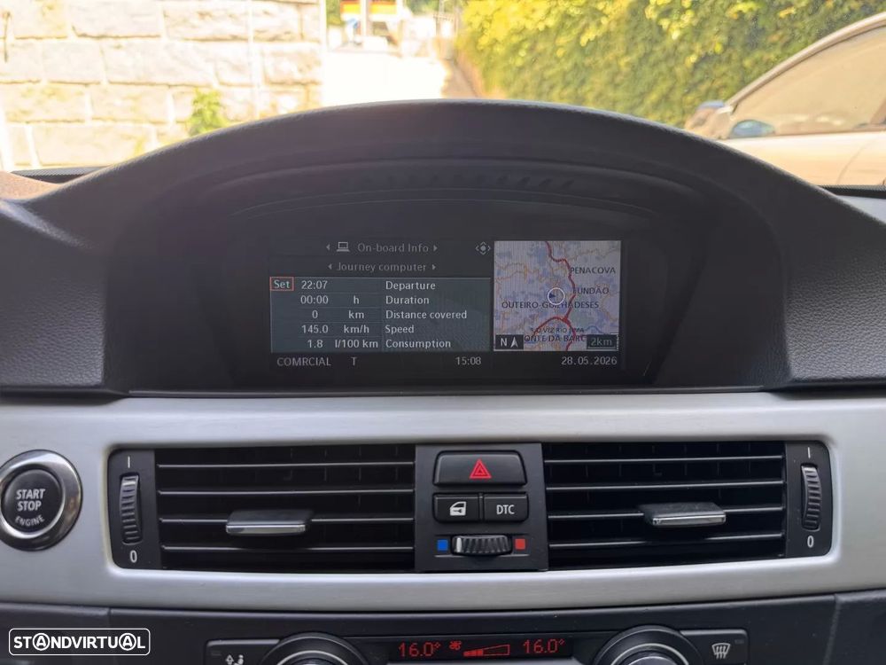 BMW 320 d Cabrio Intense - 25