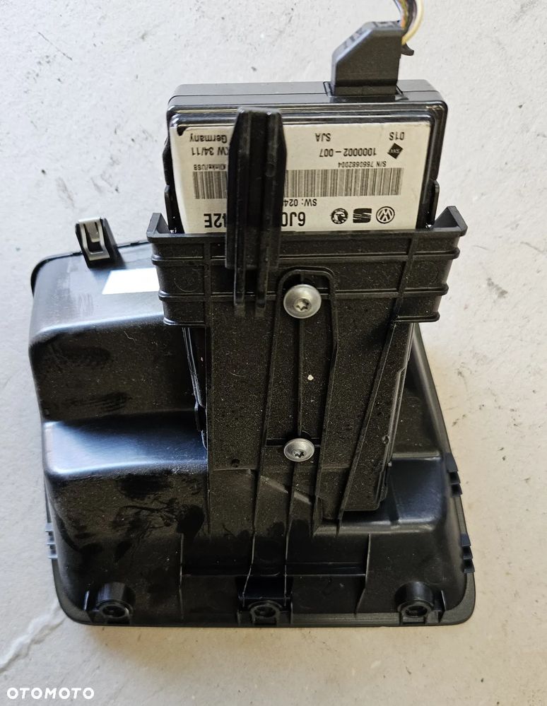 Seat Ibiza 6J IV 4 gniazdo USB AUX 6J0035342E - 3