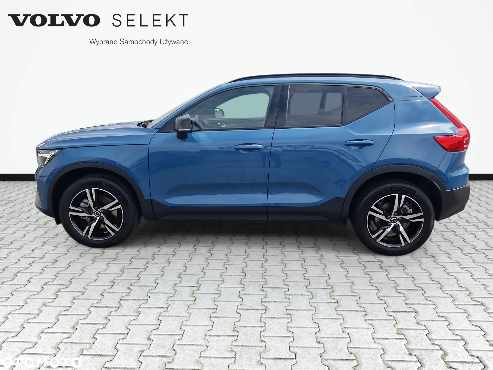 Volvo XC 40 B3 Plus Dark - 8