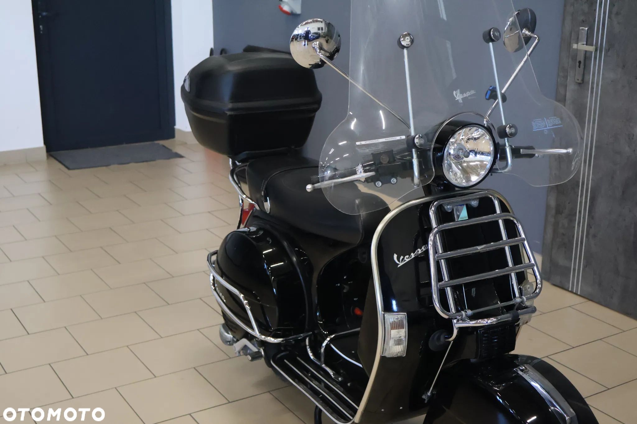 Piaggio Vespa - 1