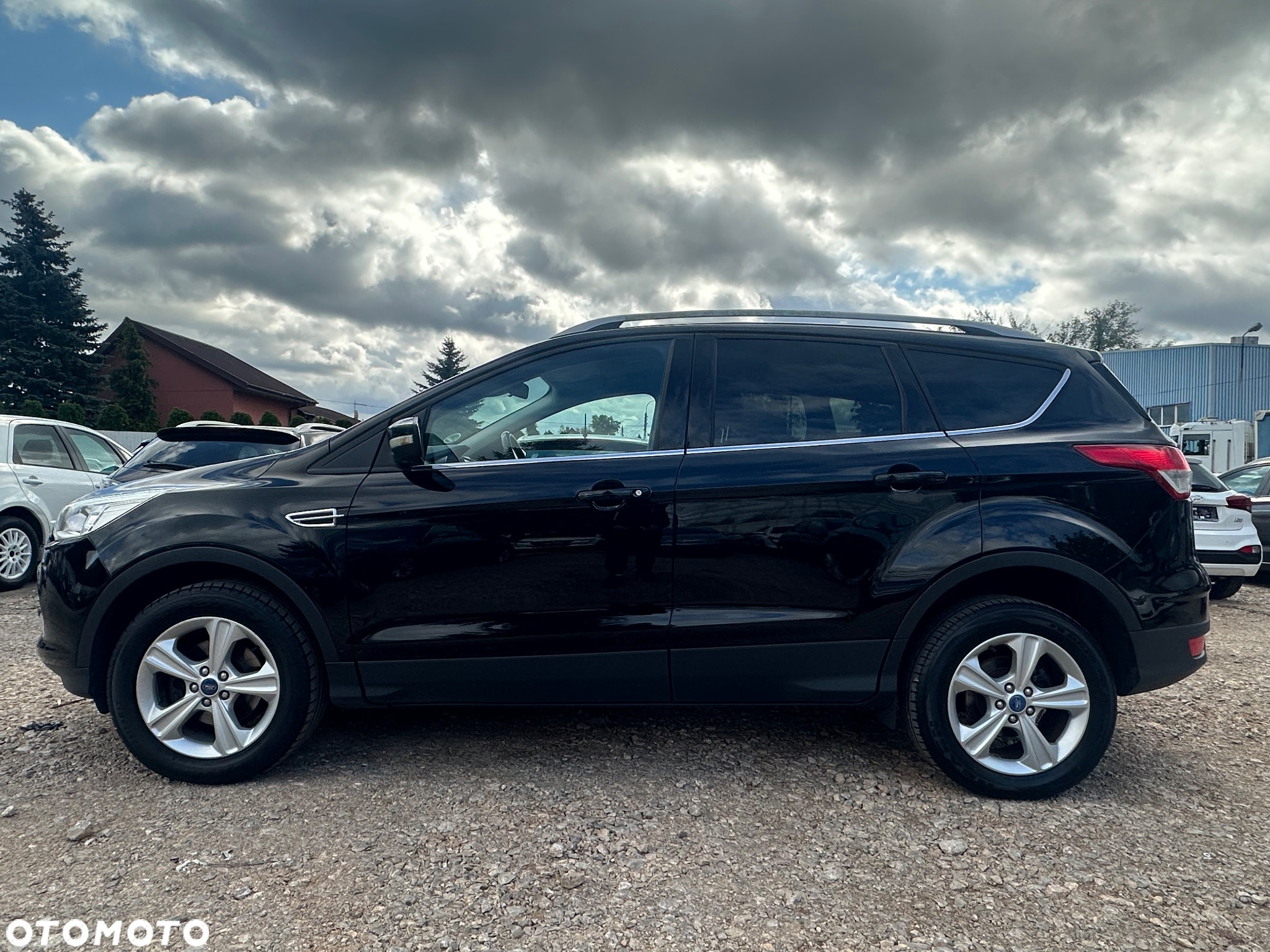 Ford Kuga 1.5 EcoBoost 2x4 Business Edition - 5