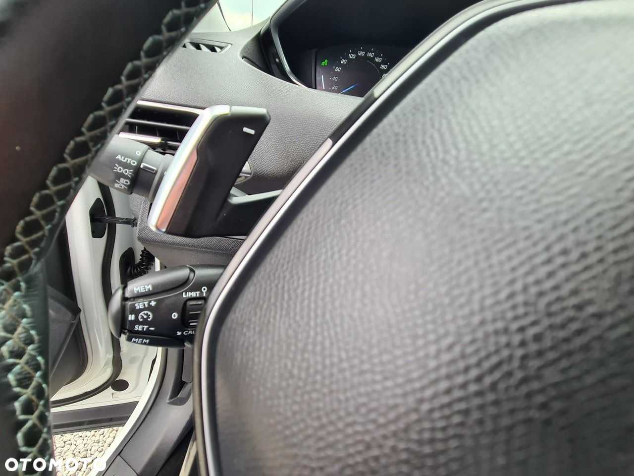 Peugeot 3008 1.2 PureTech Crossway S&S EAT6 - 22