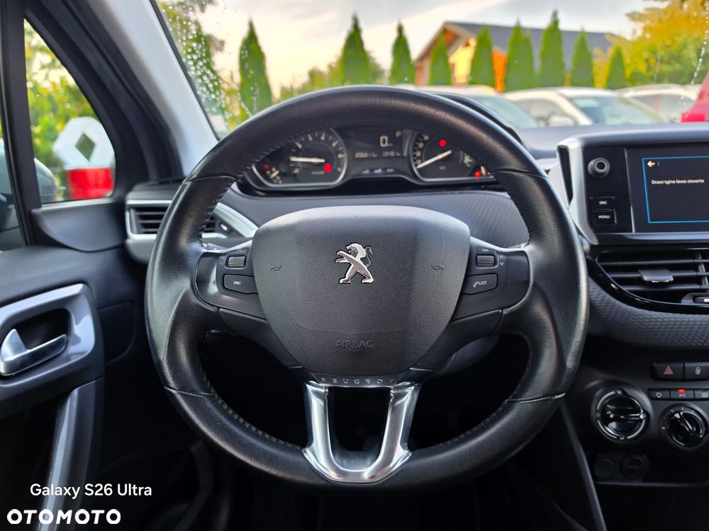 Peugeot 2008 1.2 Pure Tech Active S&S EAT6 - 38