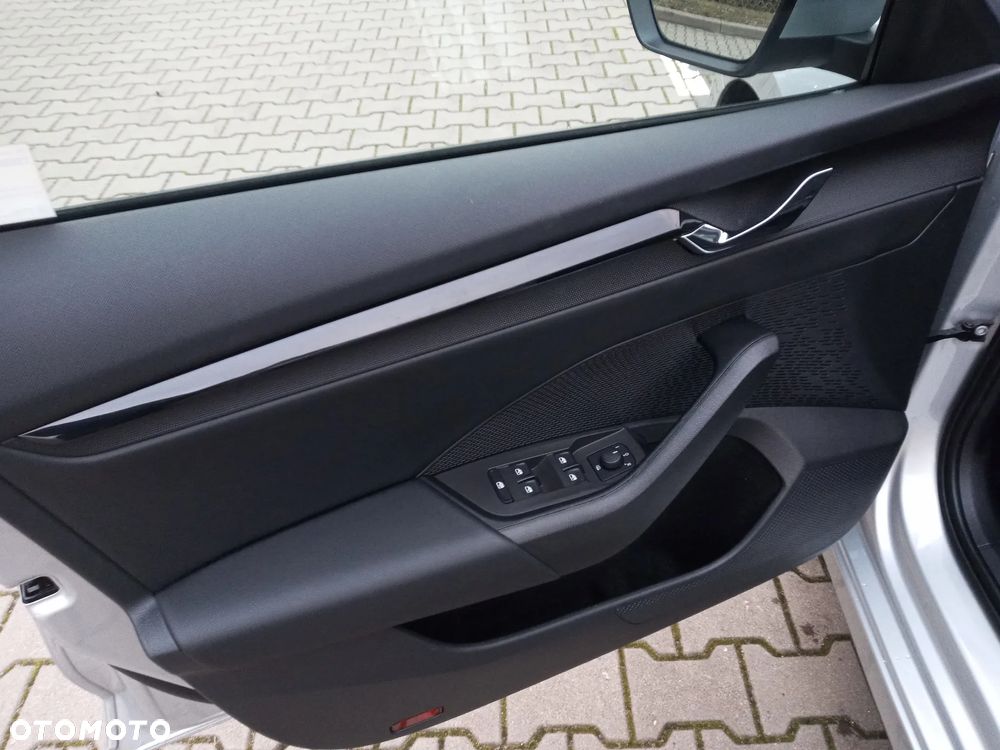 Skoda Octavia 1.5 TSI GPF ACT Ambition - 10