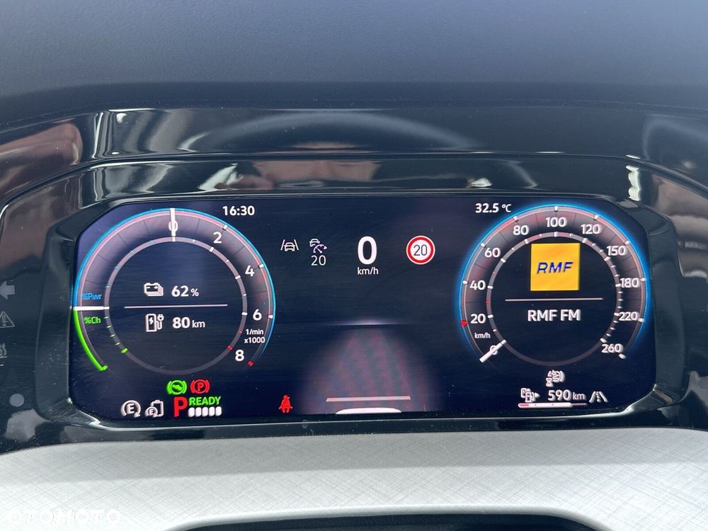 Volkswagen Golf - 15