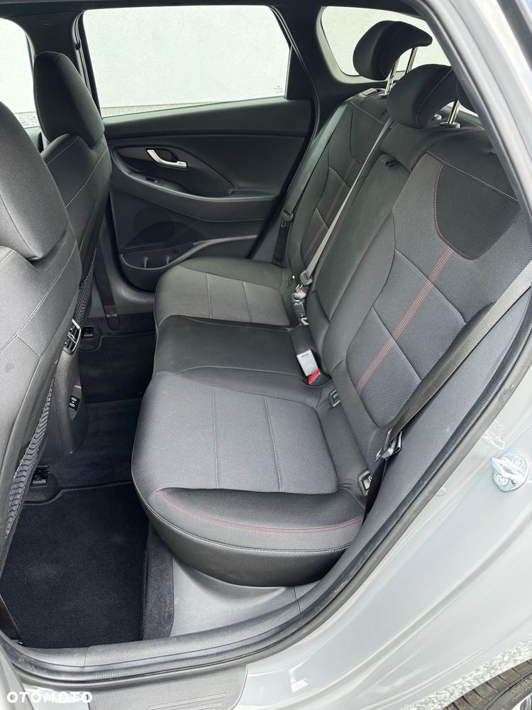 Hyundai i30 1.5 T-GDI 48V-Hybrid DCT N Line - 13