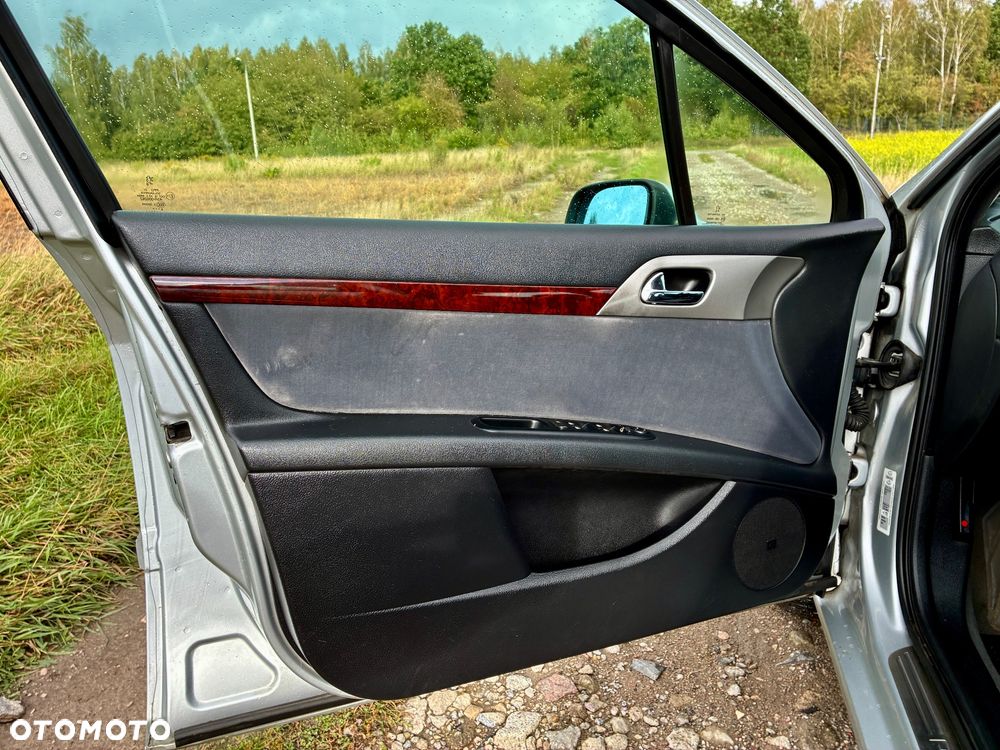 Peugeot 407 2.2 SV Executive - 30