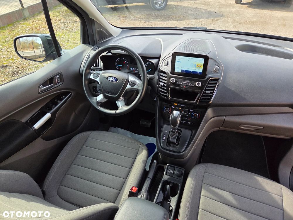 Ford Tourneo Connect Grand - 28