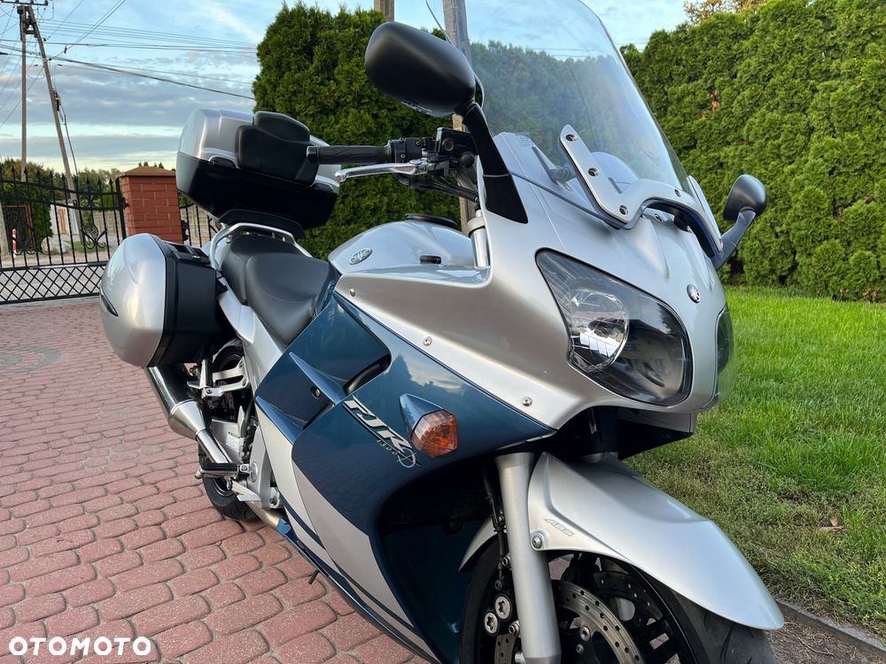 Yamaha FJR - 12