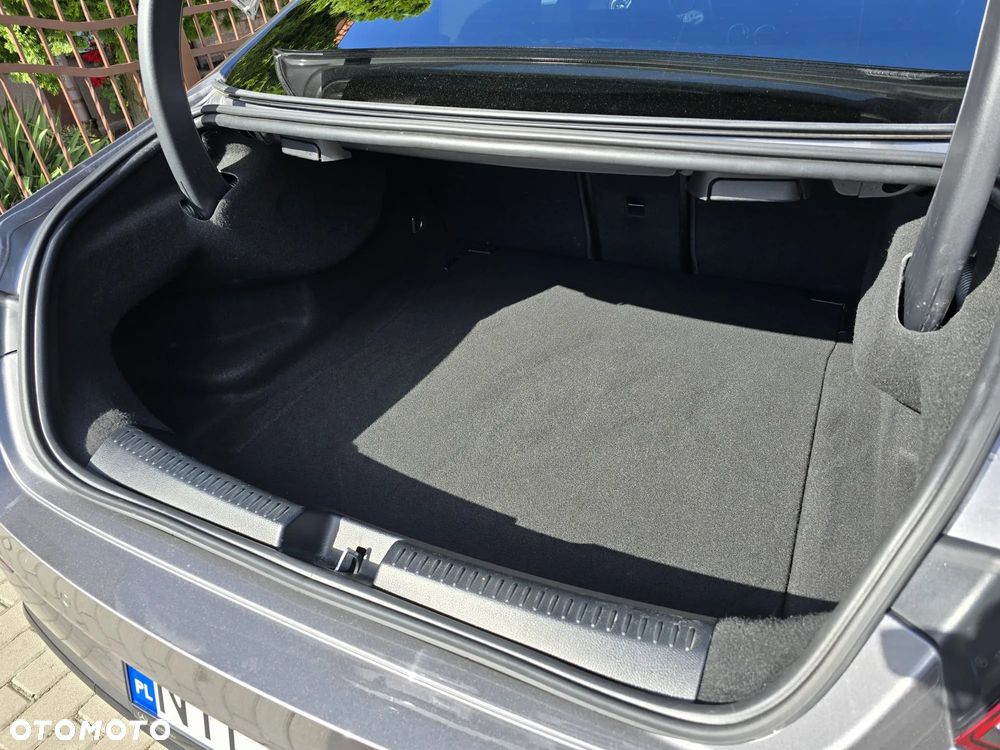 Mercedes-Benz CLA 180 AMG Line 7G-DCT - 7