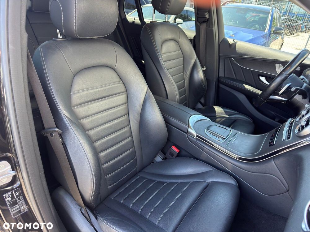 Mercedes-Benz GLC 200 d 4-Matic Business Edition - 24
