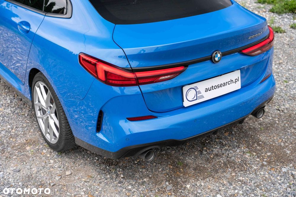 BMW Seria 2 220d M Sport - 12