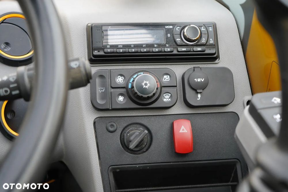 JCB 542-70 AGRI PRO - 14